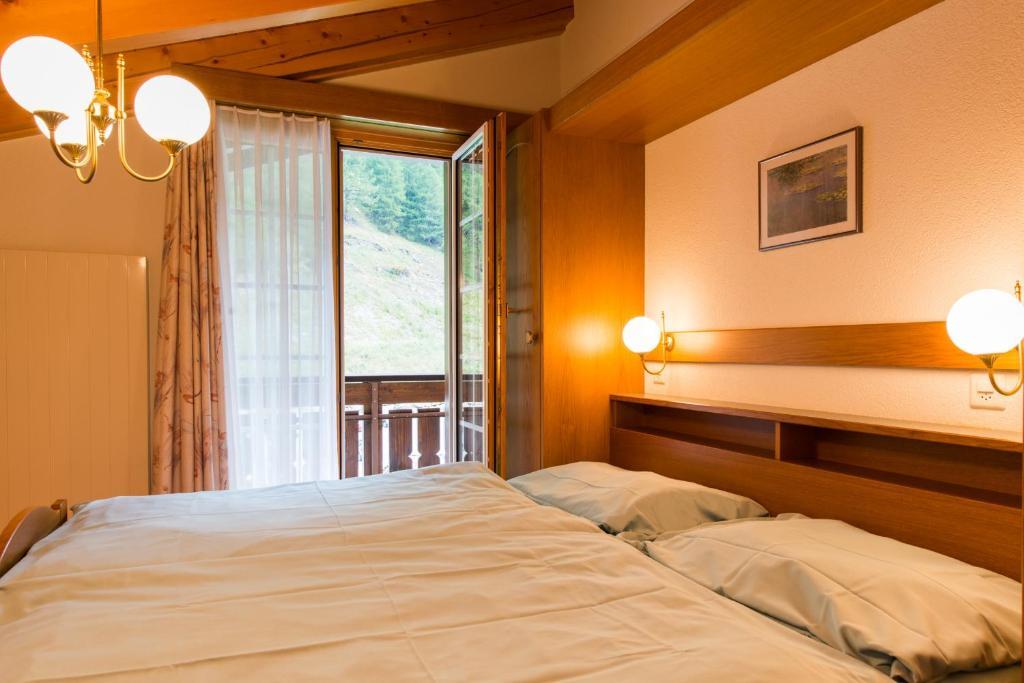 Haus Evita Saas-Grund Cameră foto
